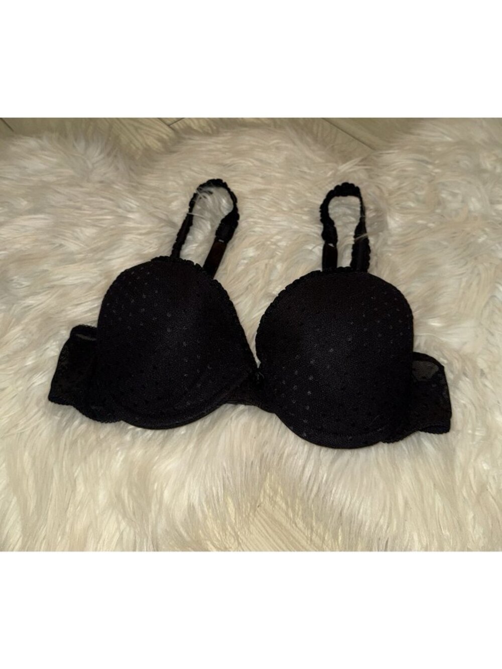Playtex 4018 Thank Goodness It Fits Bra Lined UW Dots Mesh Womens 34C Black